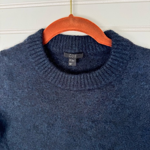 COS Sweater Women's Sz XS Navy Blue Alpaca Wool Blend Crew Neck Pullover - Picture 2 of 9